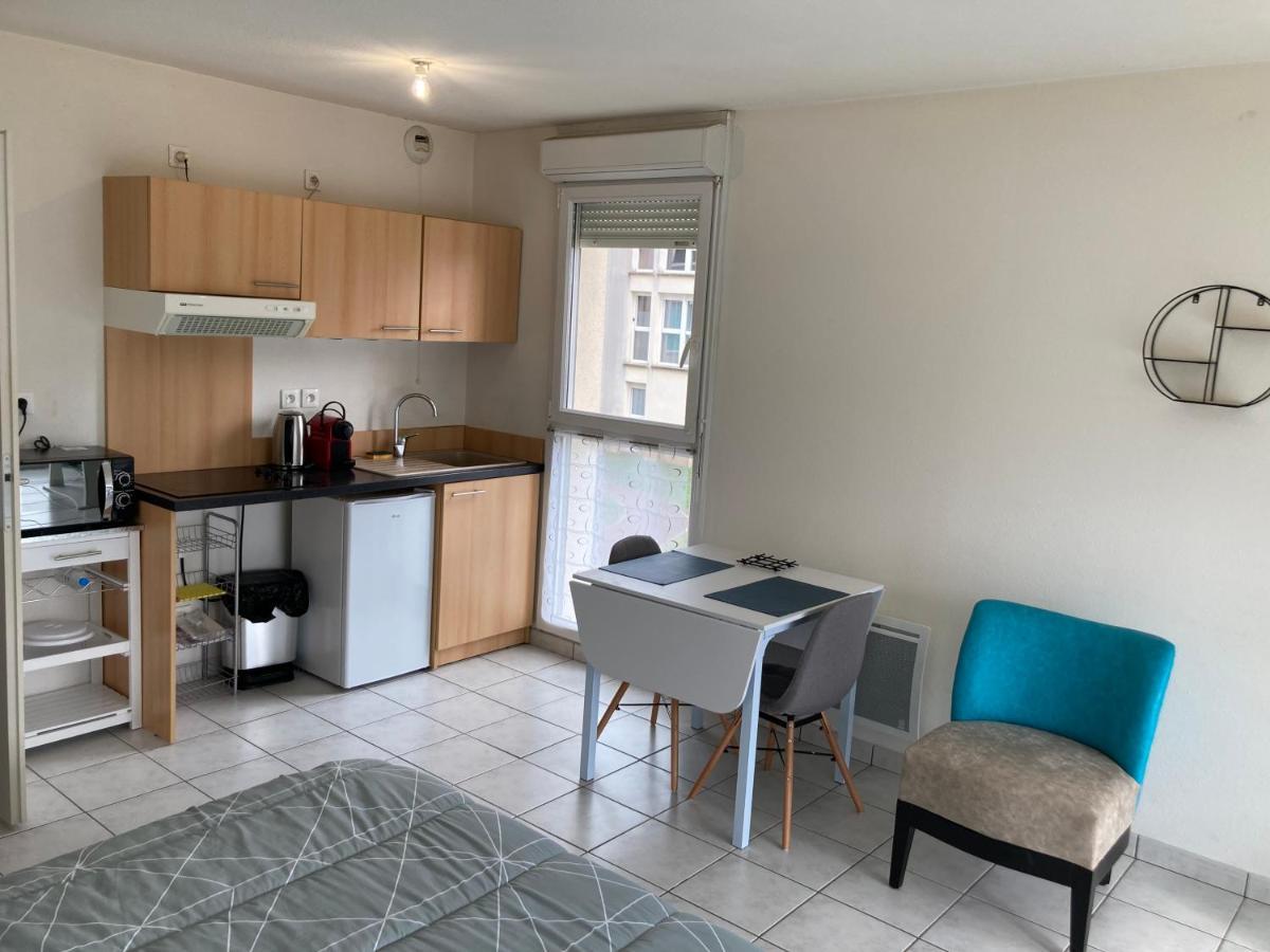 Studio 37 M² Baccarat Apartment Ngoại thất bức ảnh