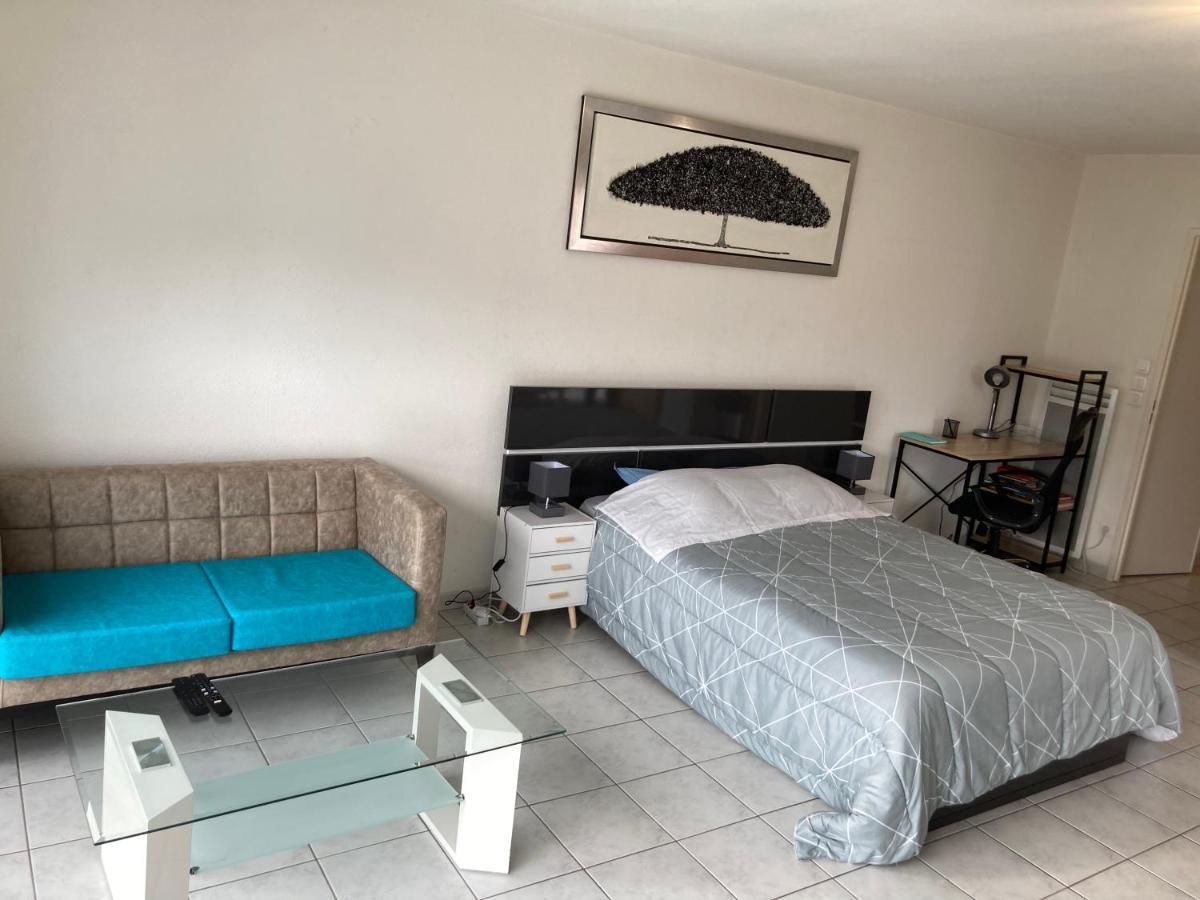 Studio 37 M² Baccarat Apartment Ngoại thất bức ảnh